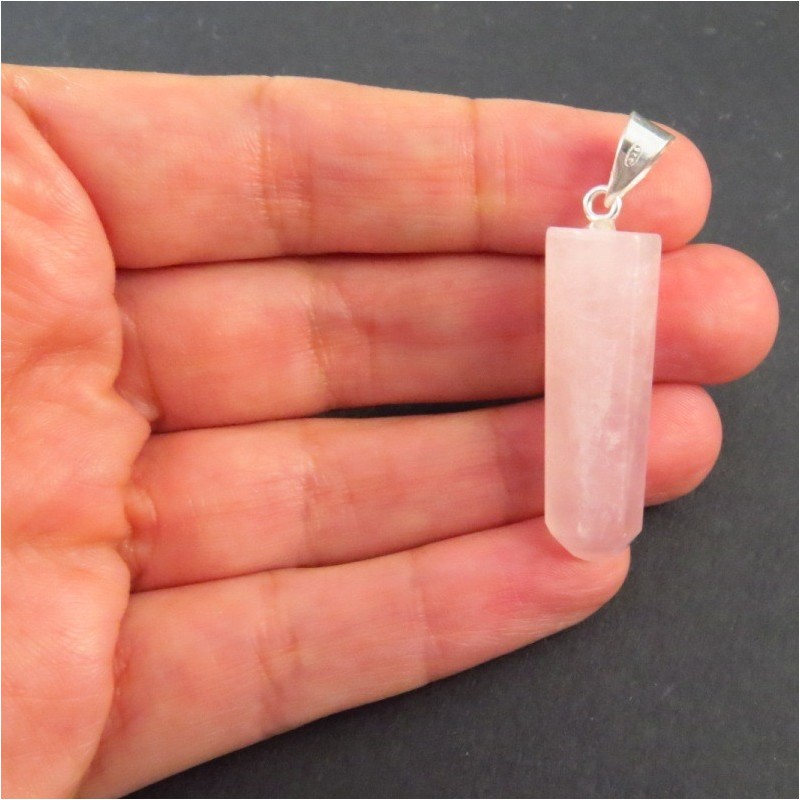 Colgante corazón cuarzo rosa y plata Colgante corazón cuarzo rosa y plata