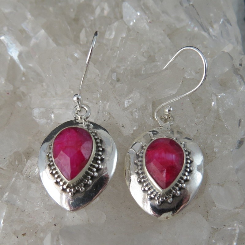 Pendientes rubí y plata Pendientes rubí y plata