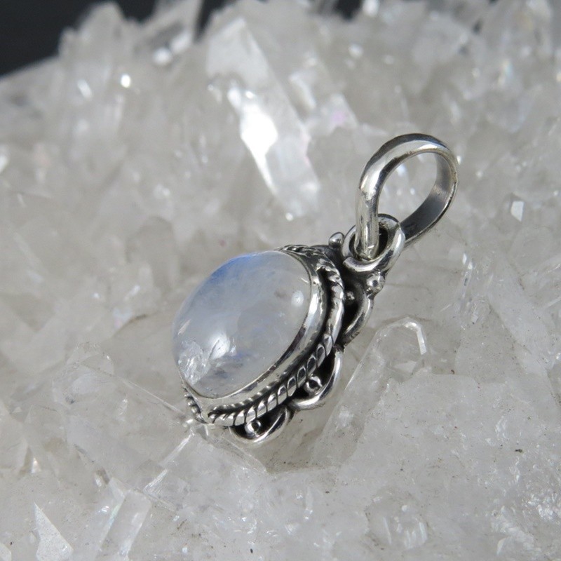 Colgante piedra luna y plata Colgante piedra luna y plata