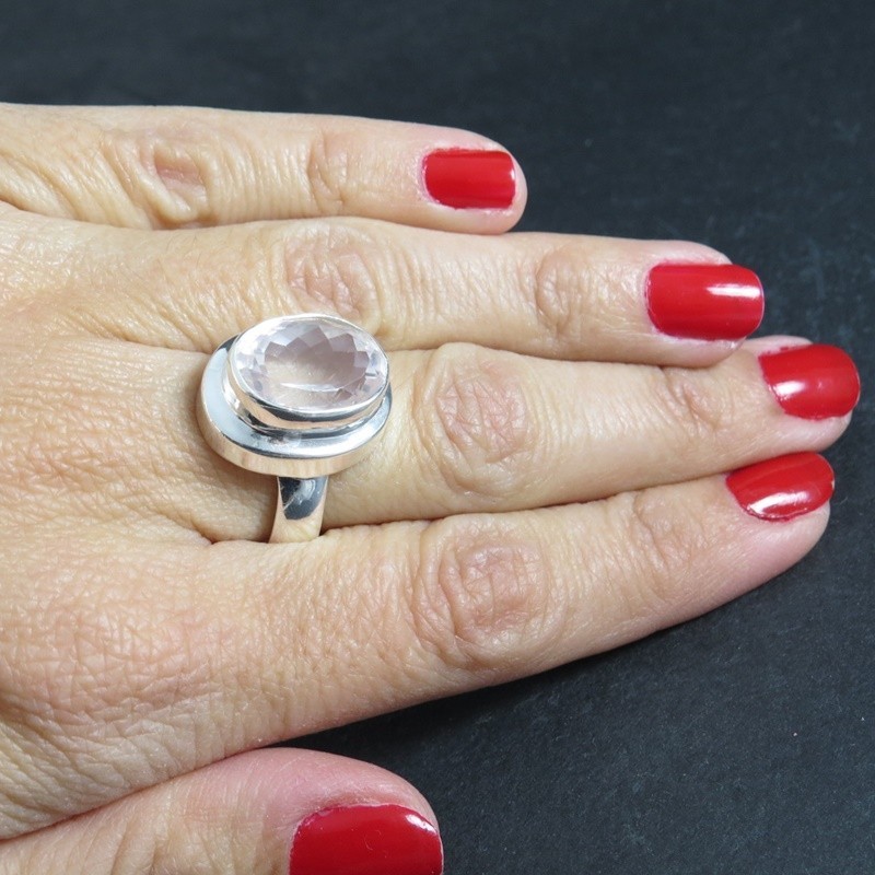 Anillo cuarzo rosa y plata Anillo cuarzo rosa y plata