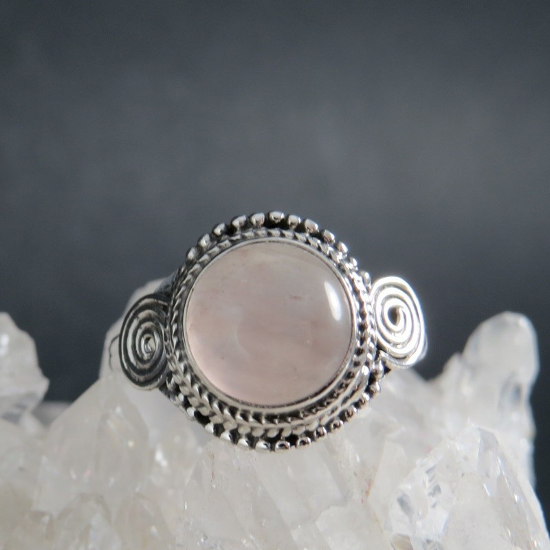 Anillo cuarzo rosa y plata Anillo cuarzo rosa y plata