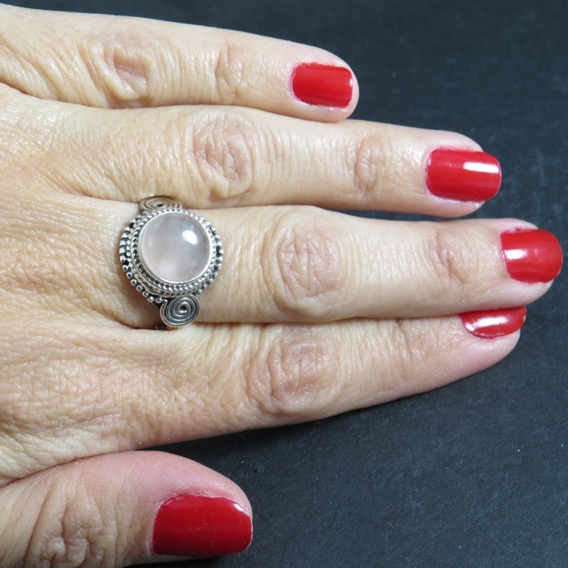 Anillo cuarzo rosa y plata Anillo cuarzo rosa y plata