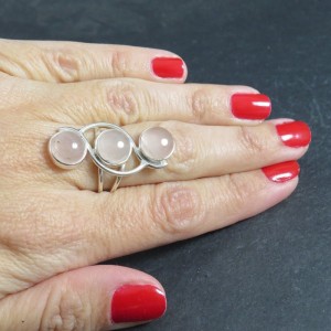 Anillo cuarzo rosa y plata