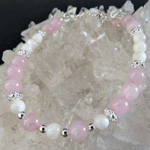 Pulsera cuarzo rosa, nácar y plata