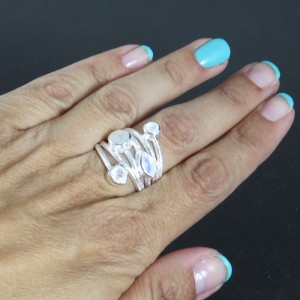 Anillo piedra luna y plata