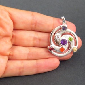 Conjunto Siete Chakras y plata