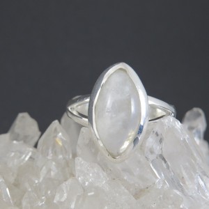 Anillo piedra luna y plata