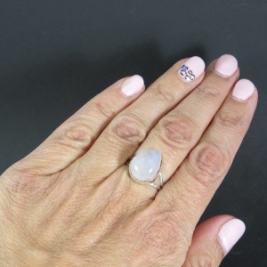 Anillo piedra luna y plata