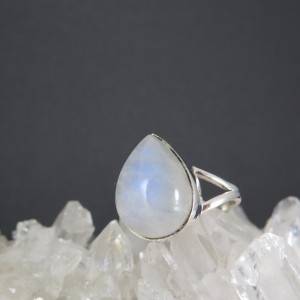 Anillo piedra luna y plata