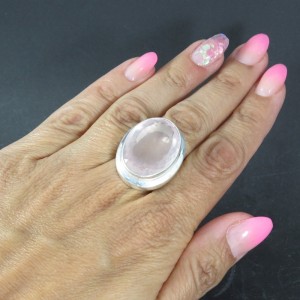 Anillo cuarzo rosa y plata