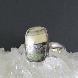 Anillo Esfalerita Bandeada y plata