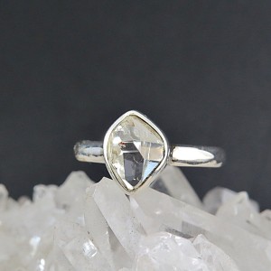 Anillo diamante Herkimer y plata