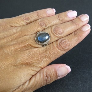 Anillo labradorita y plata