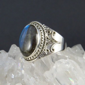 Anillo labradorita y plata