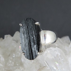 Anillo turmalina y plata