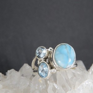 Anillo larimar, topacio y plata