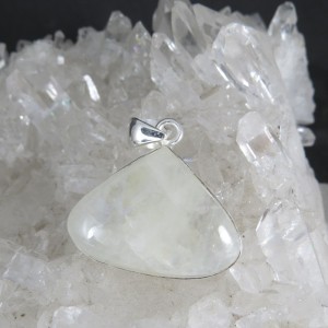 Colgante piedra luna y plata