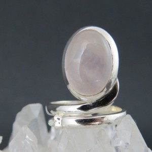 Anillo cuarzo rosa y plata