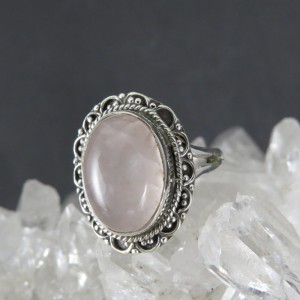 Anillo cuarzo rosa y plata