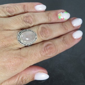 Anillo cuarzo rosa y plata