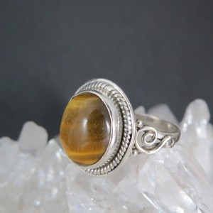 Anillo ojo de tigre y plata