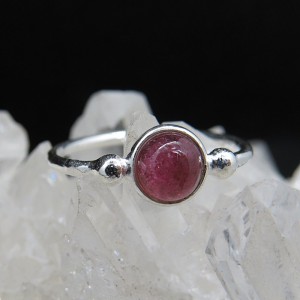 Anillo turmalina rosa y plata