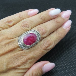 Anillo rubí y plata