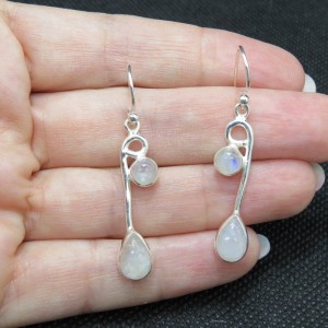 Pendientes piedra luna y plata