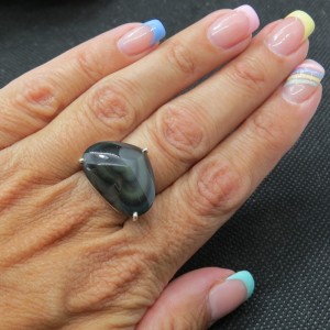 Anillo obsidiana arco iris y plata