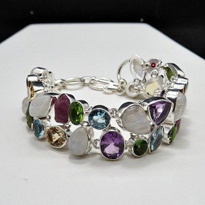 Pulsera joyería en plata de piedras semipreciosas