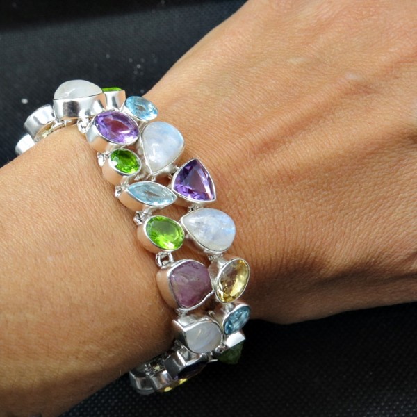 Pulsera joyería en plata de piedras semipreciosas