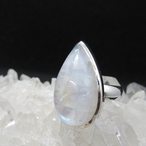 Anillo piedra luna y plata