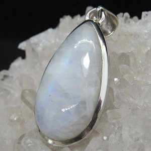 Colgante piedra luna y plata