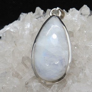 Colgante piedra luna y plata