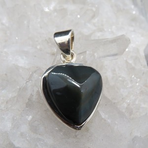 Colgante corazón obsidiana arco iris y plata