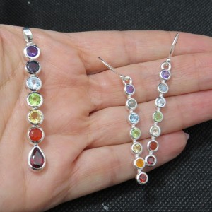 Conjunto Siete Chakras y plata