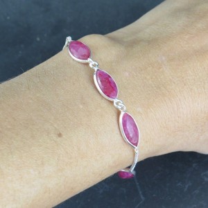 Pulsera joyería en plata de rubí