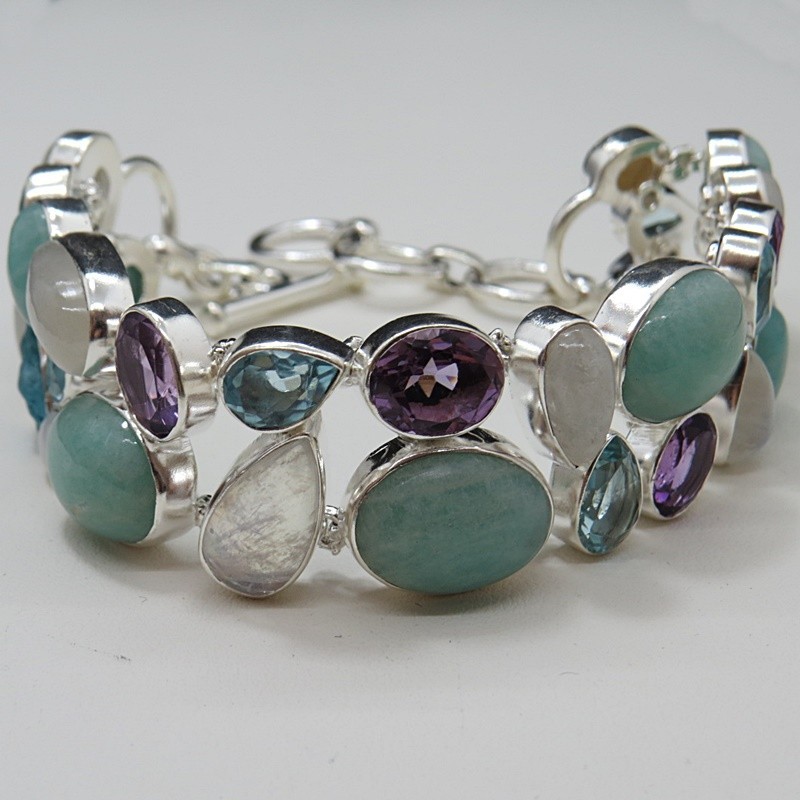 Pulsera joyería en plata con piedras semipreciosas