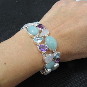 Pulsera joyería en plata con piedras semipreciosas