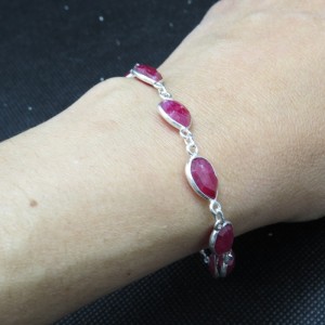 Pulsera joyería en plata de rubí
