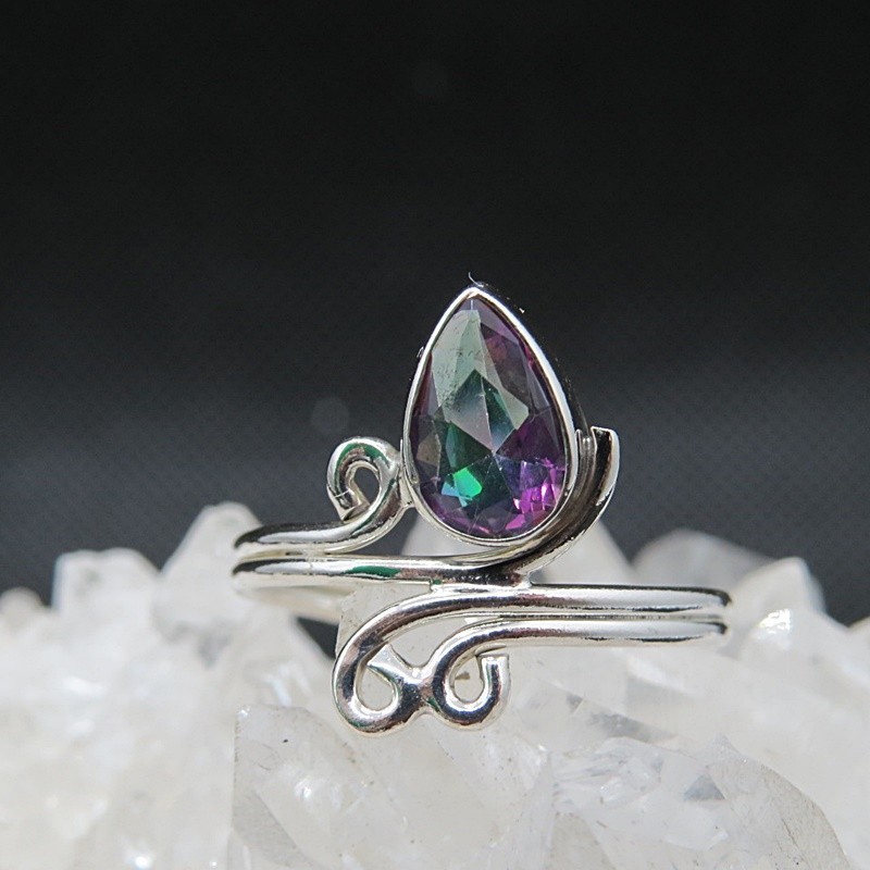 Anillo Topacio Místico y plata