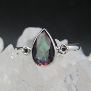 Anillo Topacio Místico y plata