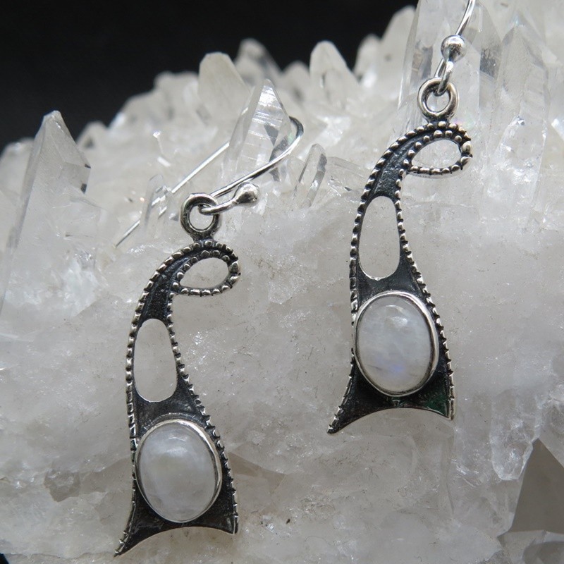 Pendientes piedra luna y plata