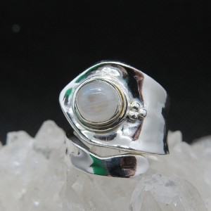 Anillo piedra luna y plata
