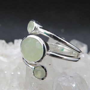 Anillo prehnita y plata