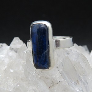 Anillo cianita y plata