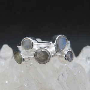 Anillo labradorita y plata