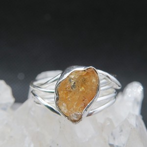 Anillo cuarzo citrino y plata
