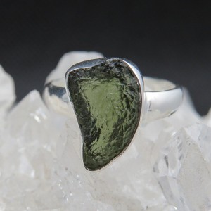 Anillo Moldavita y plata