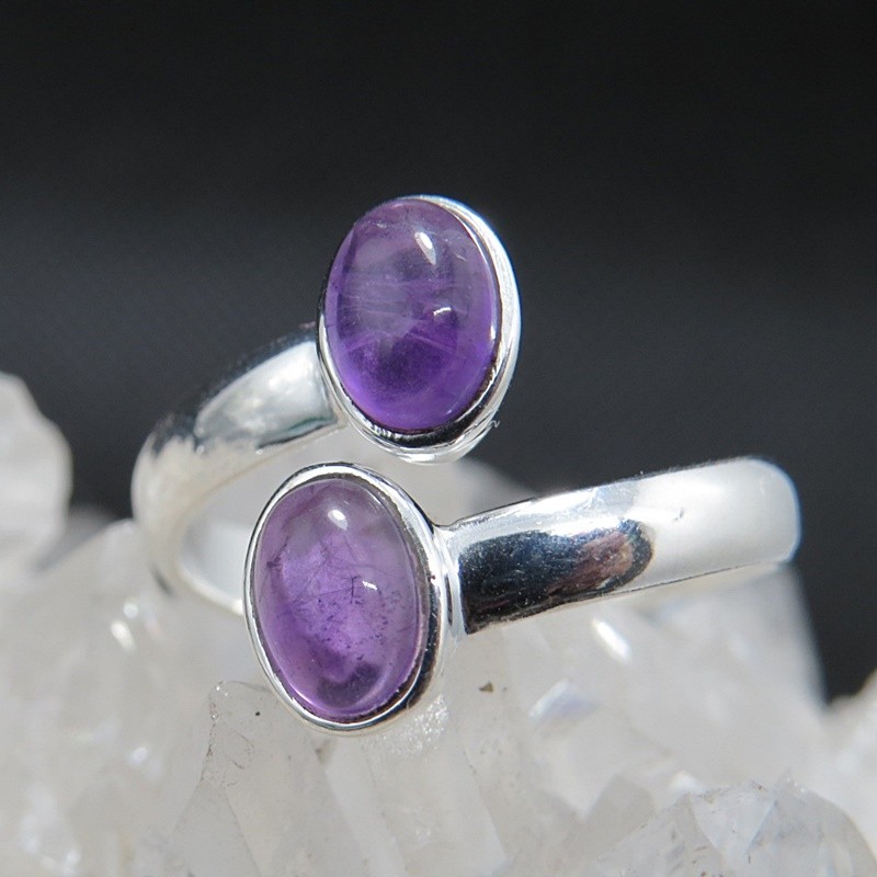 Anillo amatista y plata